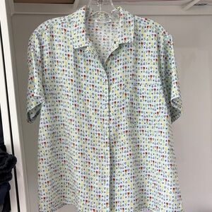 SOLUTIONS Printed Short Sleeve Button-Up Blouse in White with Multi-Color Hearts